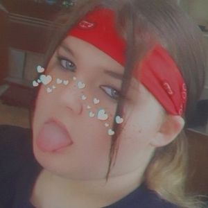 Meet your Posher, Emmalina